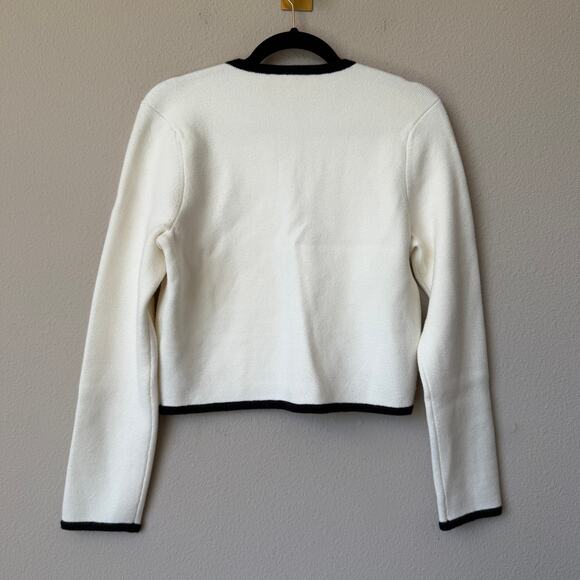 NWT NEW Abercrombie & Fitch White Contrast Trim Sweater Jacket Size S - Picture 3 of 6